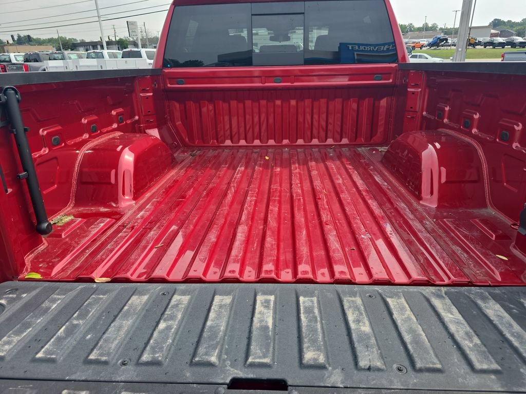 Used 2025 Chevrolet Silverado 1500 LT Trail Boss w/ Convenience Package II AWD/4WD image 17