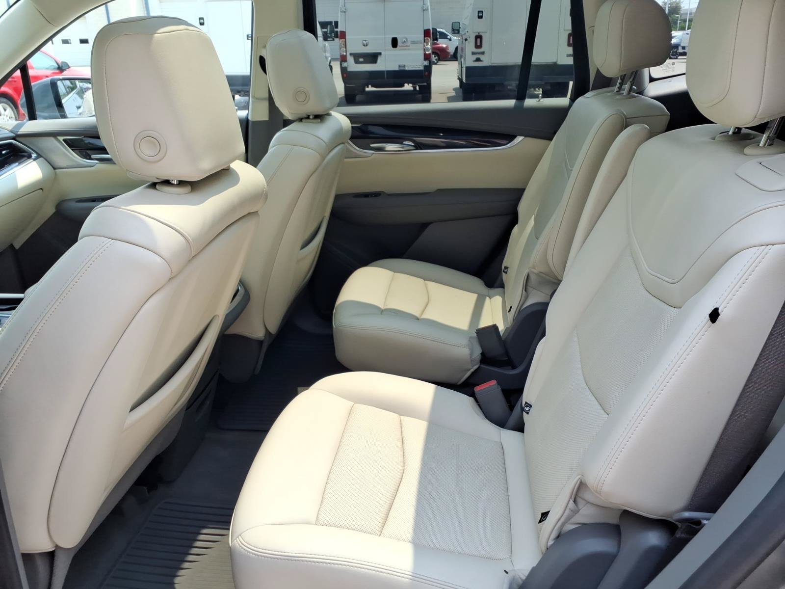 Used 2021 Cadillac XT6 Premium Luxury FWD image 26