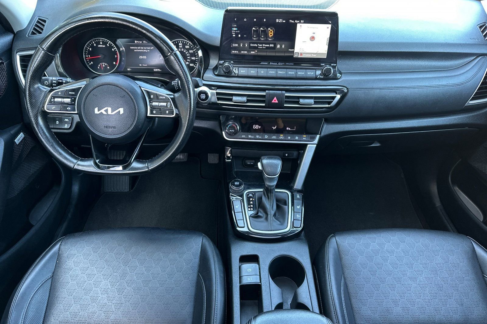 Certified 2022 Kia Seltos SX w/ Sunroof Package AWD/4WD image 16