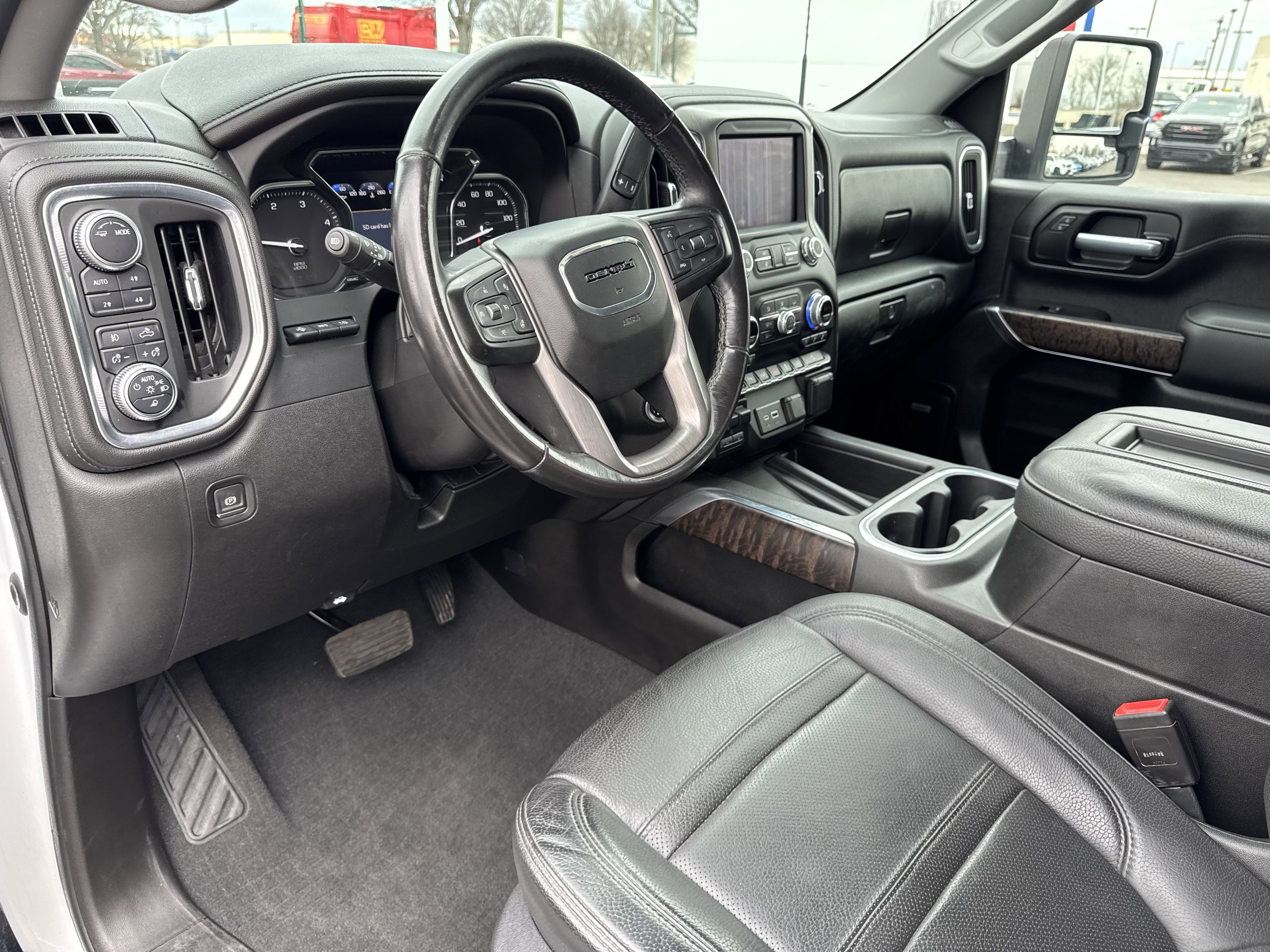 Used 2021 GMC Sierra 3500 Denali w/ Denali Ultimate Package image 26