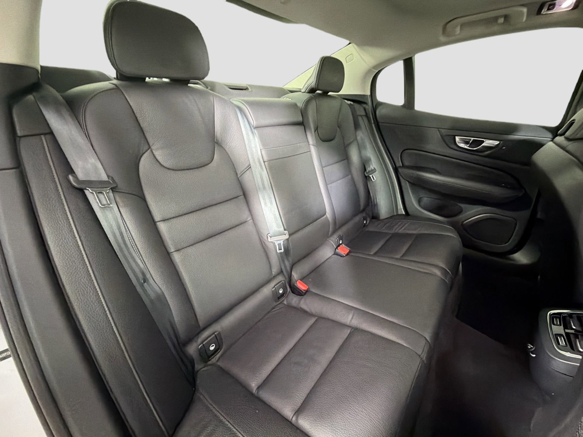 Used 2020 Volvo S60 T5 Inscription FWD image 27