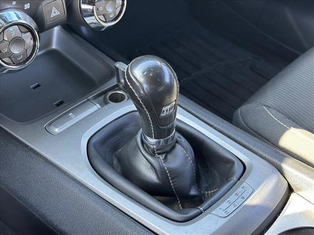 Used 2015 Chevrolet Camaro SS image 15