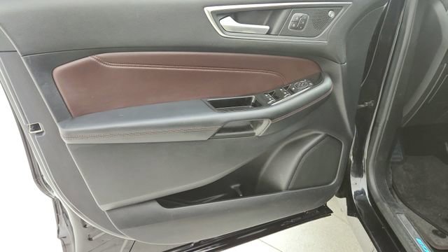 Used 2020 Ford Edge Titanium w/ Equipment Group 301A image 20