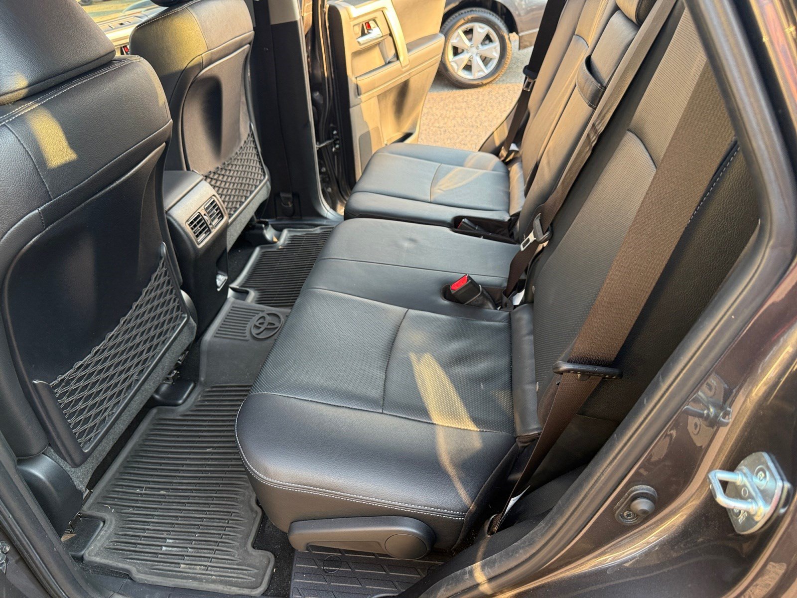 Used 2021 Toyota 4Runner Limited AWD/4WD image 17