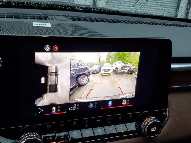 Used 2025 GMC Canyon Denali image 21