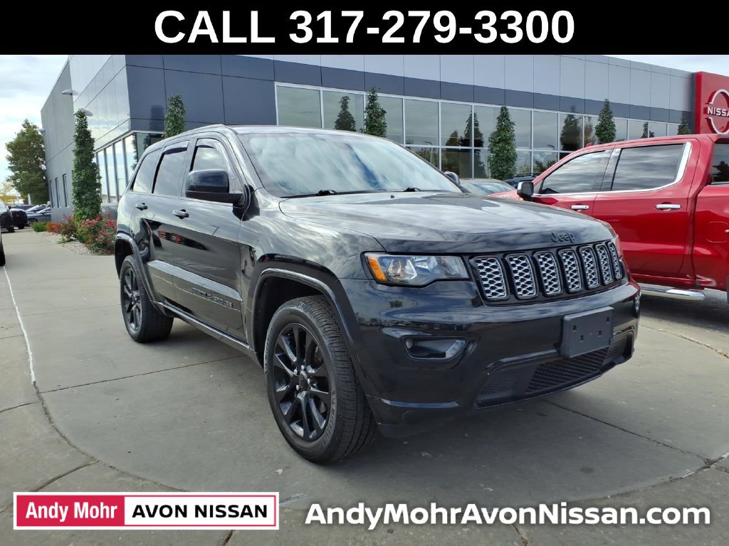 Used 2019 Jeep Grand Cherokee Altitude AWD/4WD image 2