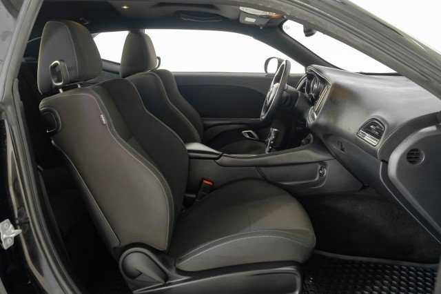 Used 2015 Dodge Challenger R/T Scat Pack RWD image 37