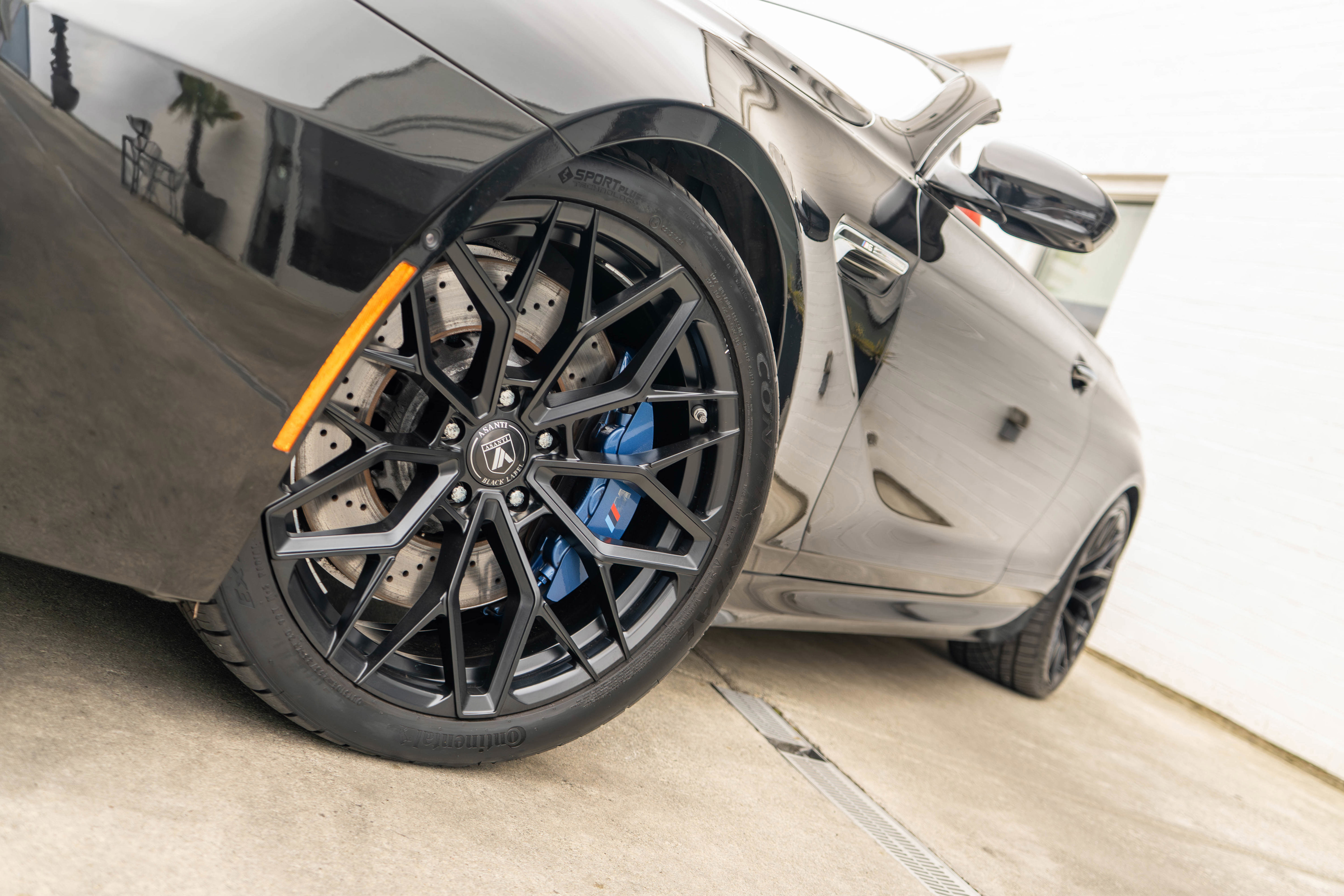 Used 2014 BMW M6 Convertible RWD image 4