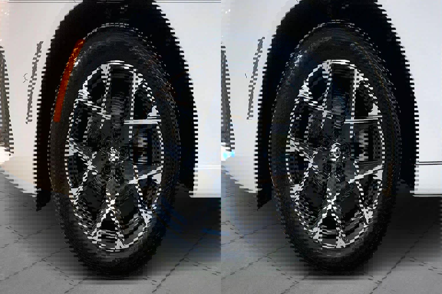 Used 2025 BMW X3 xDrive30i image 10