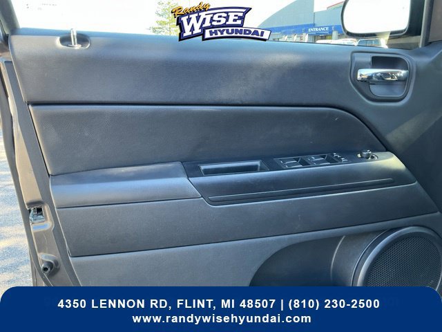 Used 2016 Jeep Compass Sport w/ Power Value Group AWD/4WD image 16