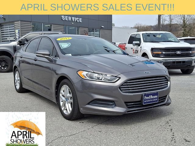 Used 2013 Ford Fusion SE FWD image 2