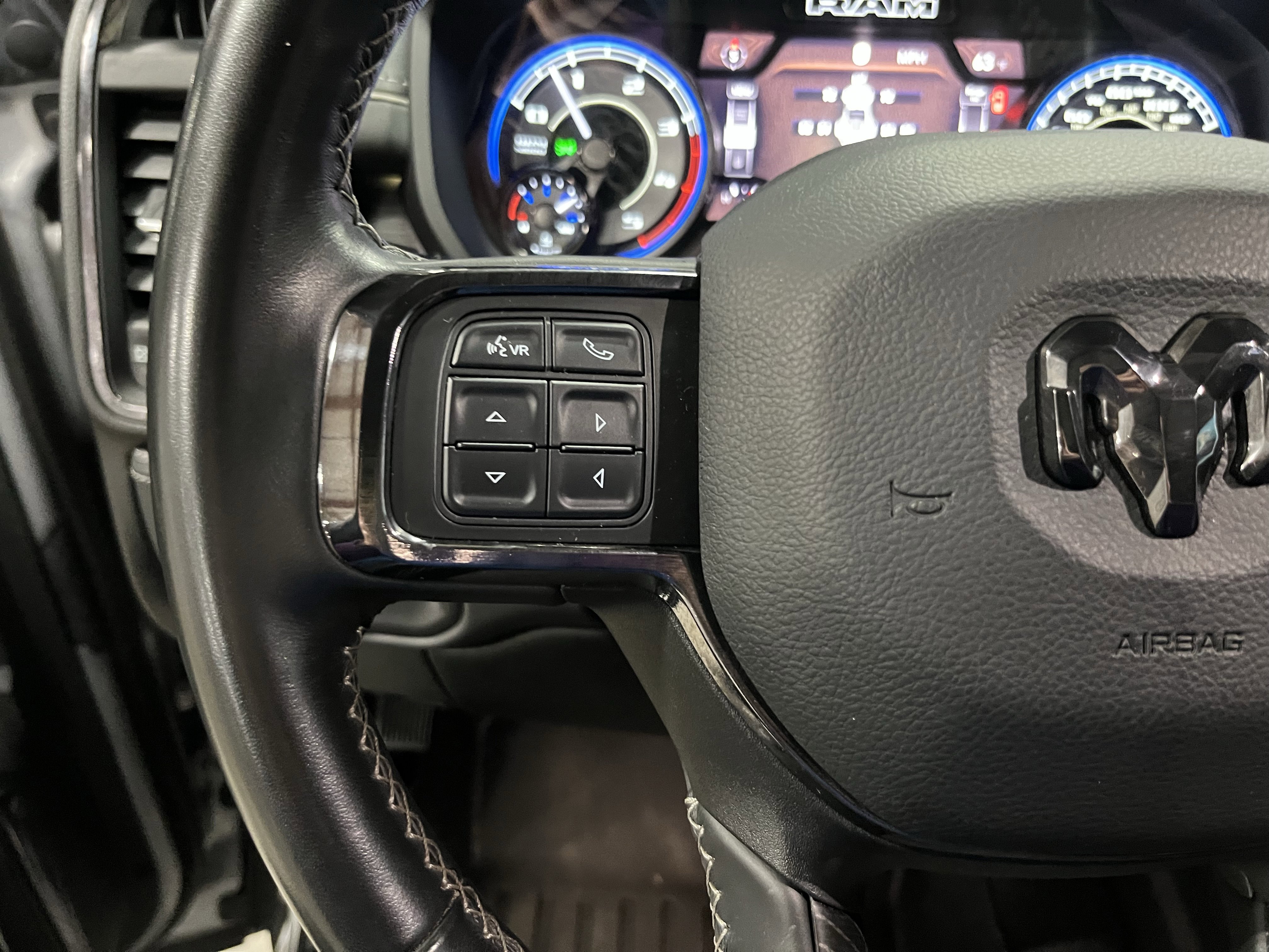 Used 2022 RAM 3500 Limited image 23