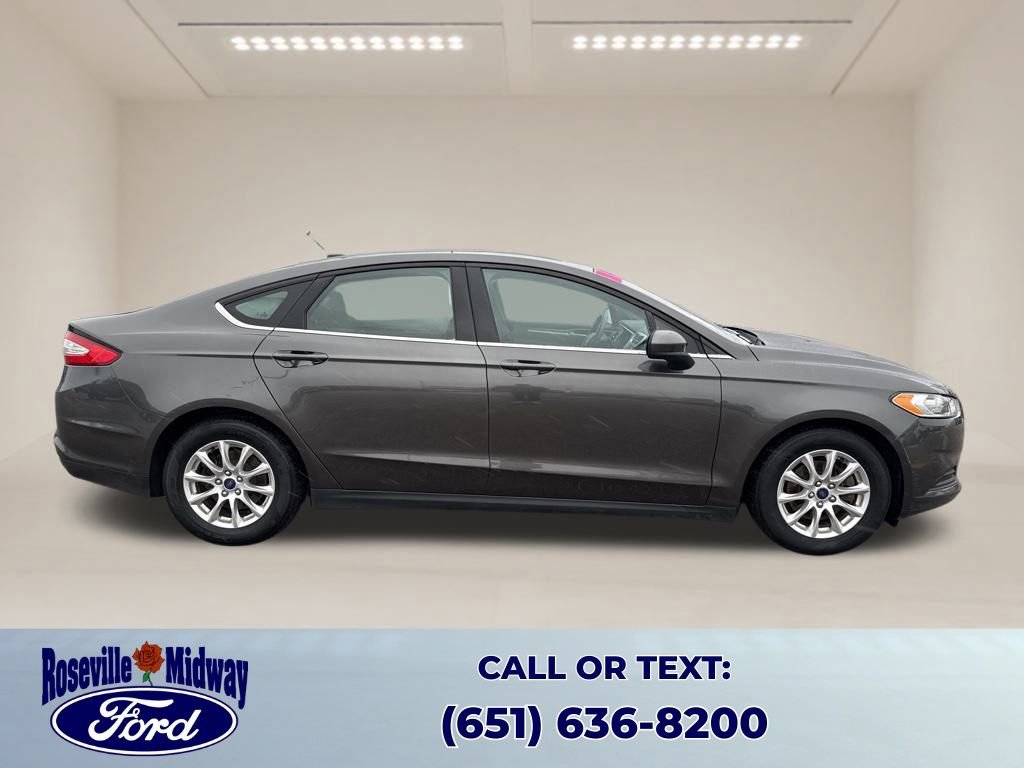 Used 2016 Ford Fusion S image 9