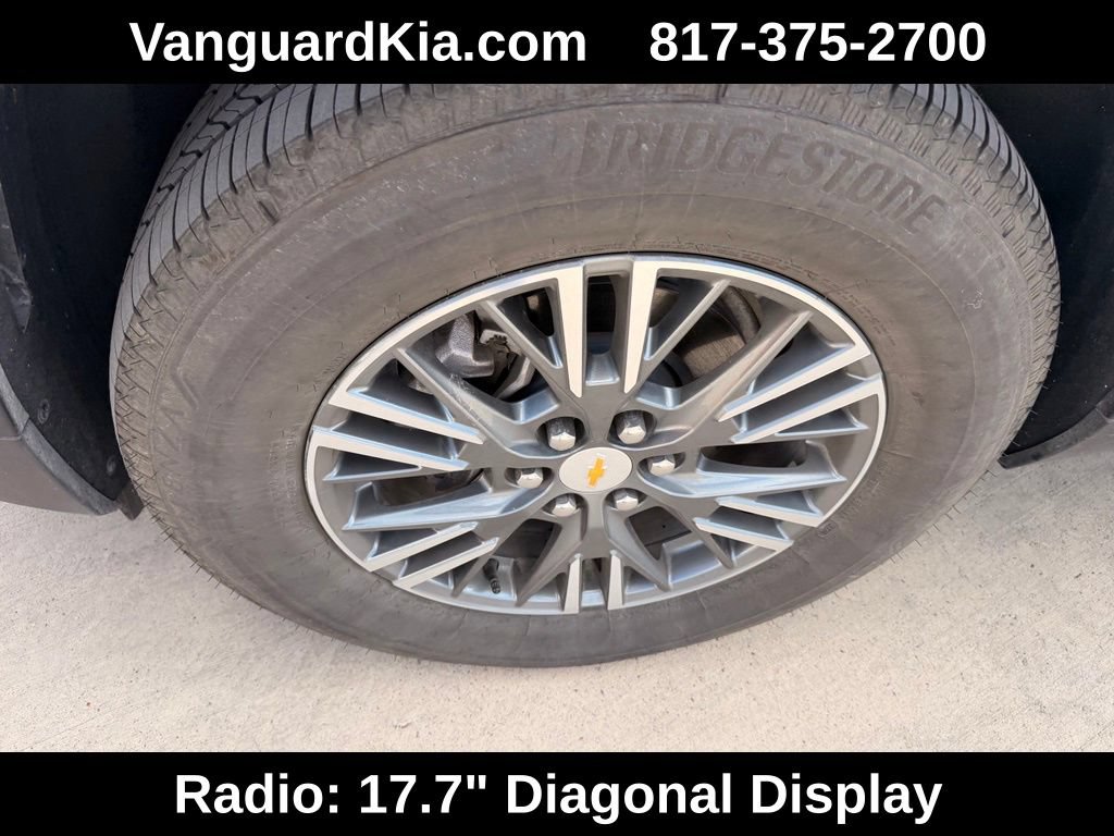 Used 2024 Chevrolet Traverse LT w/ Enhanced Driving Package FWD image 8