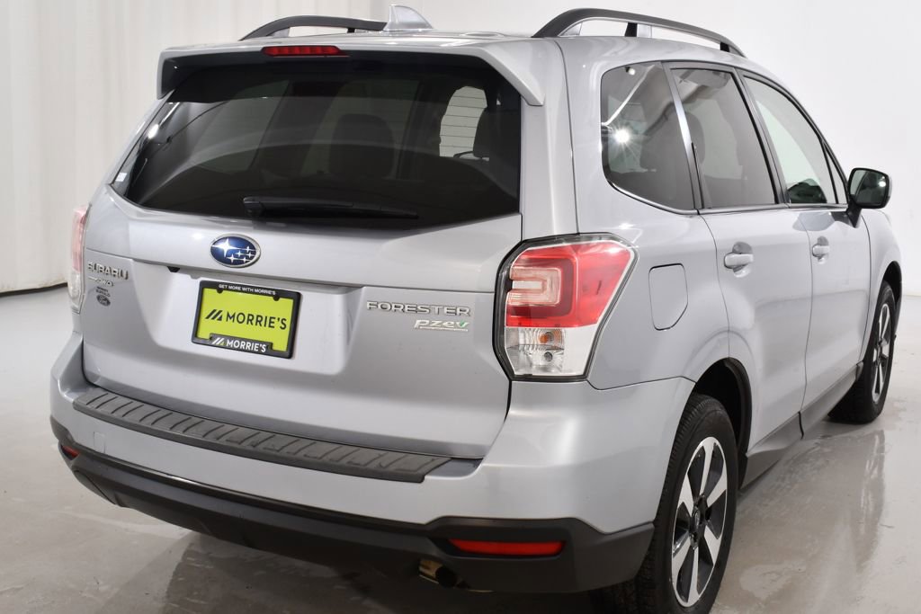 Used 2017 Subaru Forester 2.5i Premium w/ All-Weather Package image 12