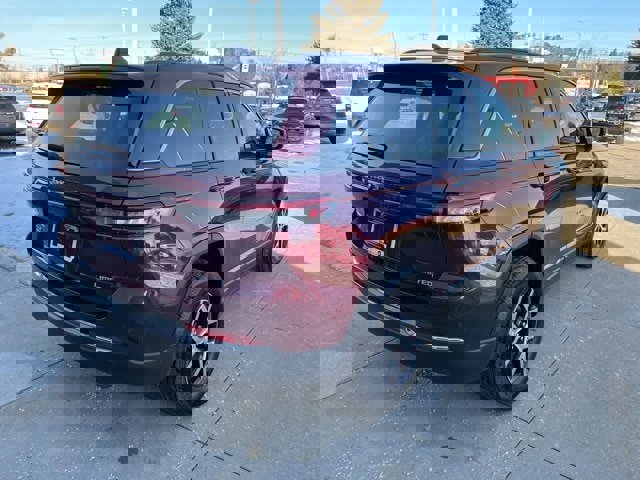 Certified 2025 Jeep Grand Cherokee Limited image 6