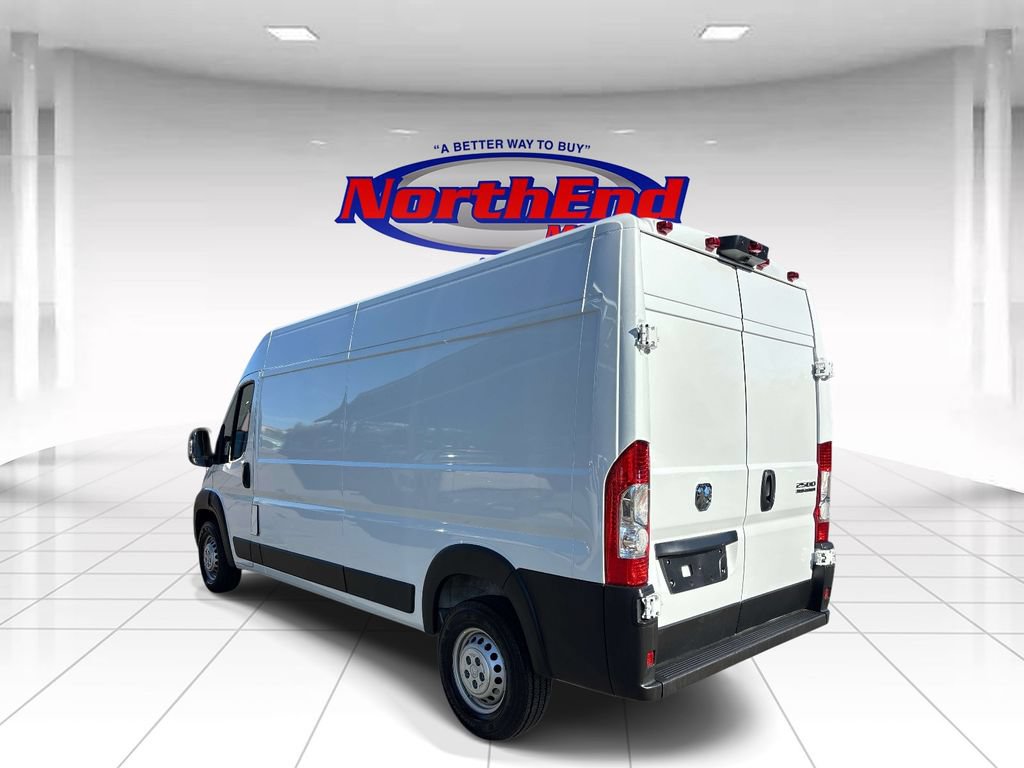 Used 2026 RAM ProMaster 2500 w/ Convenience Group FWD image 5