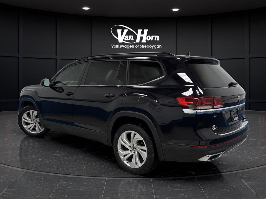 Used 2022 Volkswagen Atlas SE w/ Panoramic Sunroof Package image 3