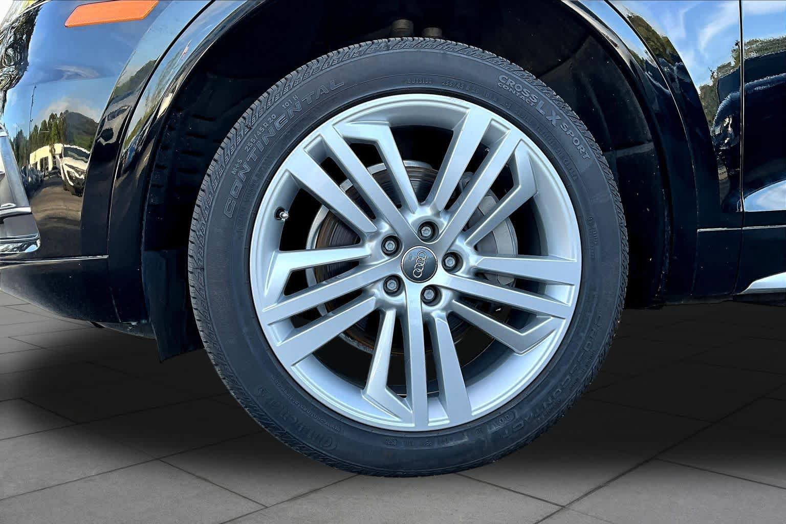 Used 2018 Audi Q5 2.0T Premium Plus w/ Premium Plus Package image 11