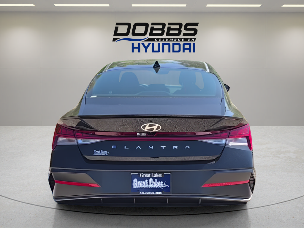 New 2026 Hyundai Elantra SEL Sport Premium FWD image 4