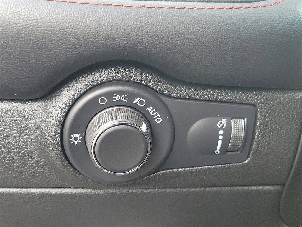 Used 2024 Dodge Durango R/T image 17