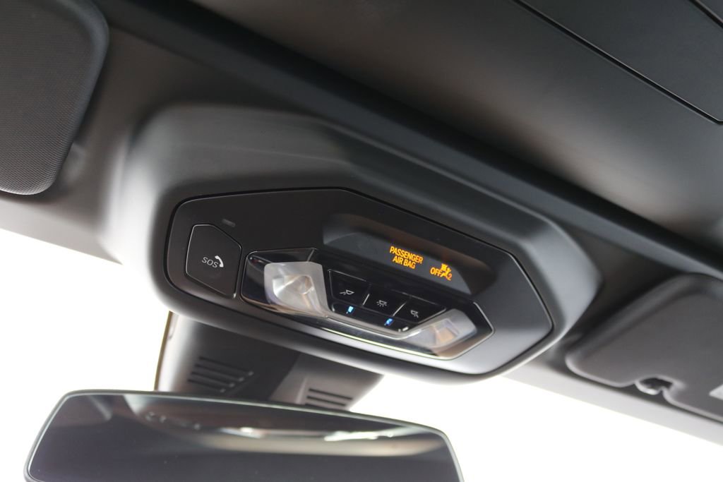 Used 2025 BMW Z4 sDrive30i image 36