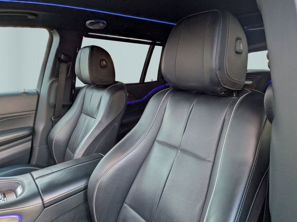 Used 2021 Mercedes-Benz Maybach GLS 600 4MATIC image 37