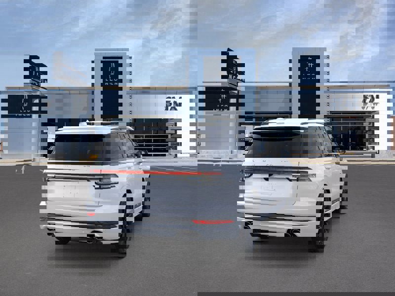 New 2025 Lincoln Aviator Reserve w/ Equipment Group 201A image 8