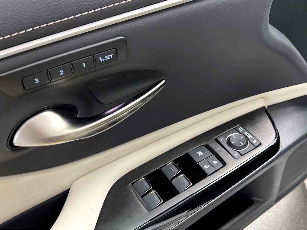 New 2025 Lexus ES 350 w/ Premium Package image 40