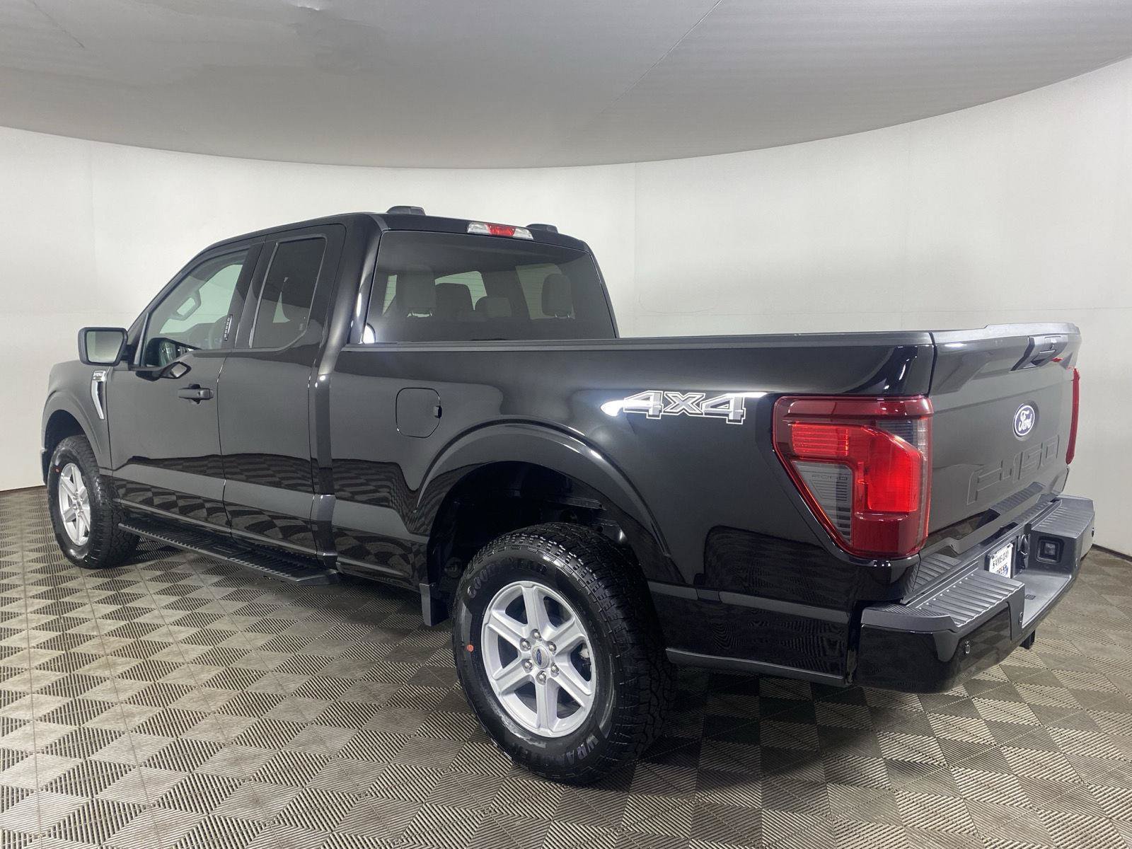 New 2026 Ford F150 XLT w/ Equipment Group 301A Standard AWD/4WD image 34