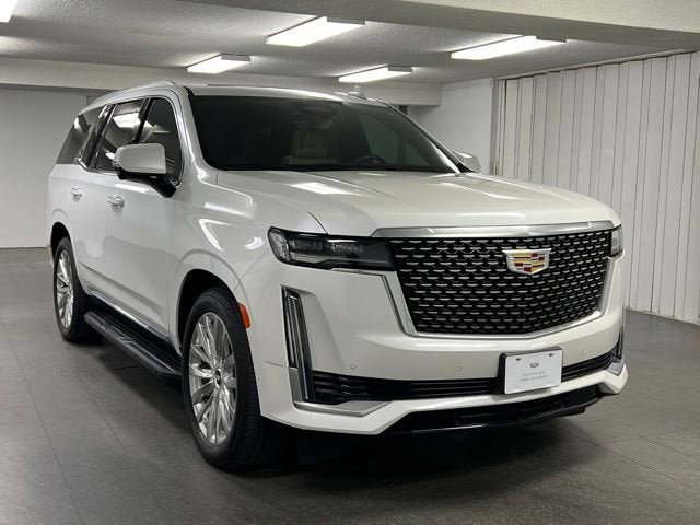 Certified 2024 Cadillac Escalade Premium Luxury w/ Performance Package AWD/4WD image 7