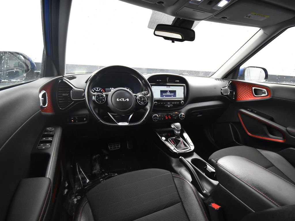 Certified 2022 Kia Soul Turbo image 11
