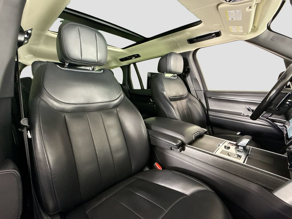 Used 2023 Land Rover Range Rover Long Wheelbase First Edition AWD/4WD image 14