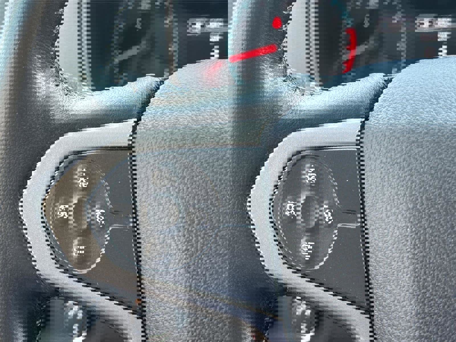 Used 2015 Chevrolet Colorado Z71 AWD/4WD image 27