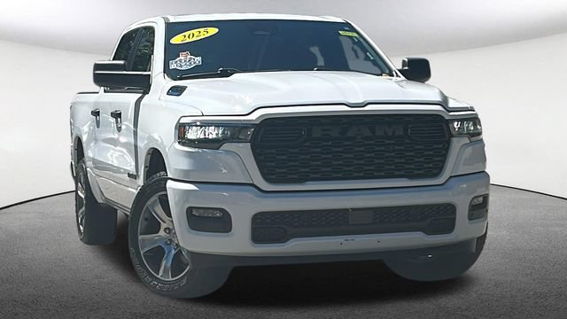 Used 2025 RAM 1500 Tradesman AWD/4WD image 2