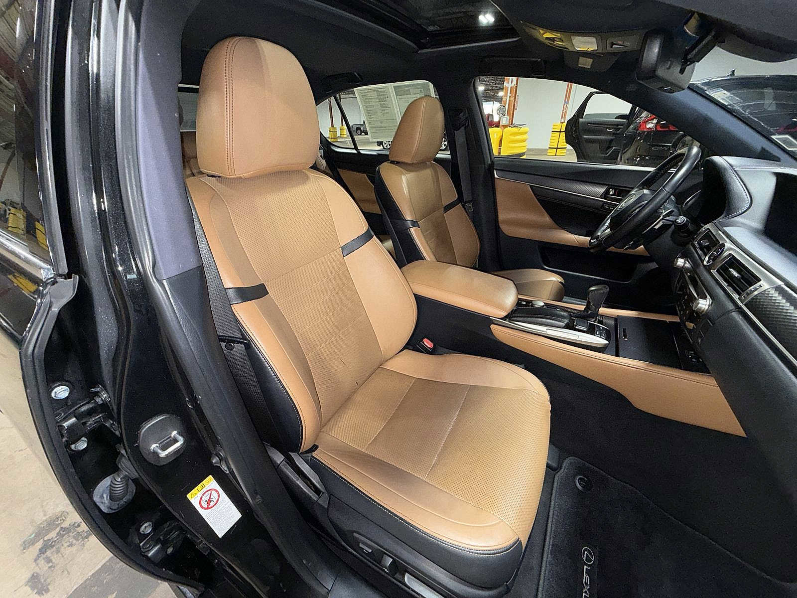 Used 2018 Lexus GS 350 F Sport image 15