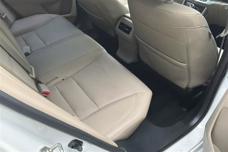 Used 2015 Honda Accord EX-L image 36