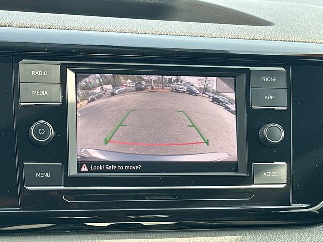 Used 2022 Volkswagen Taos S image 21