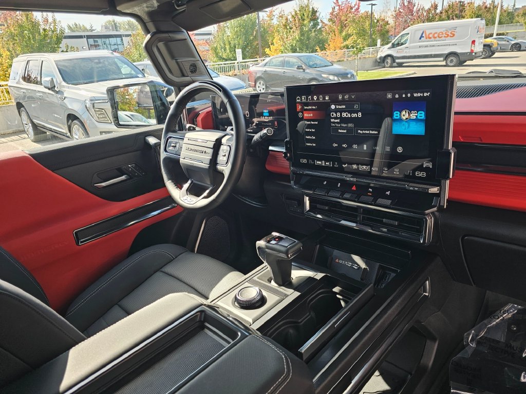 Used 2026 GMC Hummer EV 4x4 Crew Cab w/ Carbon Fiber Edition Package image 10