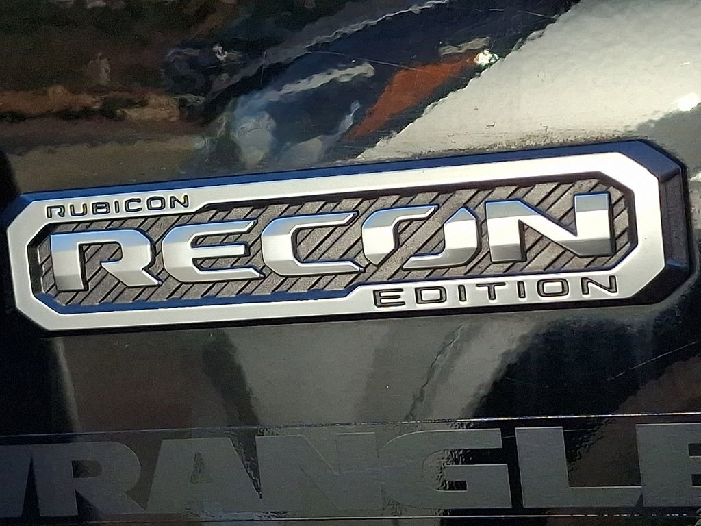 Used 2017 Jeep Wrangler Unlimited Rubicon image 9