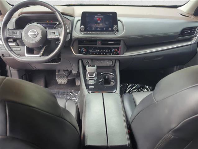 Used 2023 Nissan Rogue SV w/ SV Premium B Package image 16