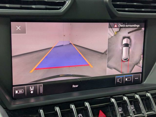 Used 2019 Lamborghini Urus image 16