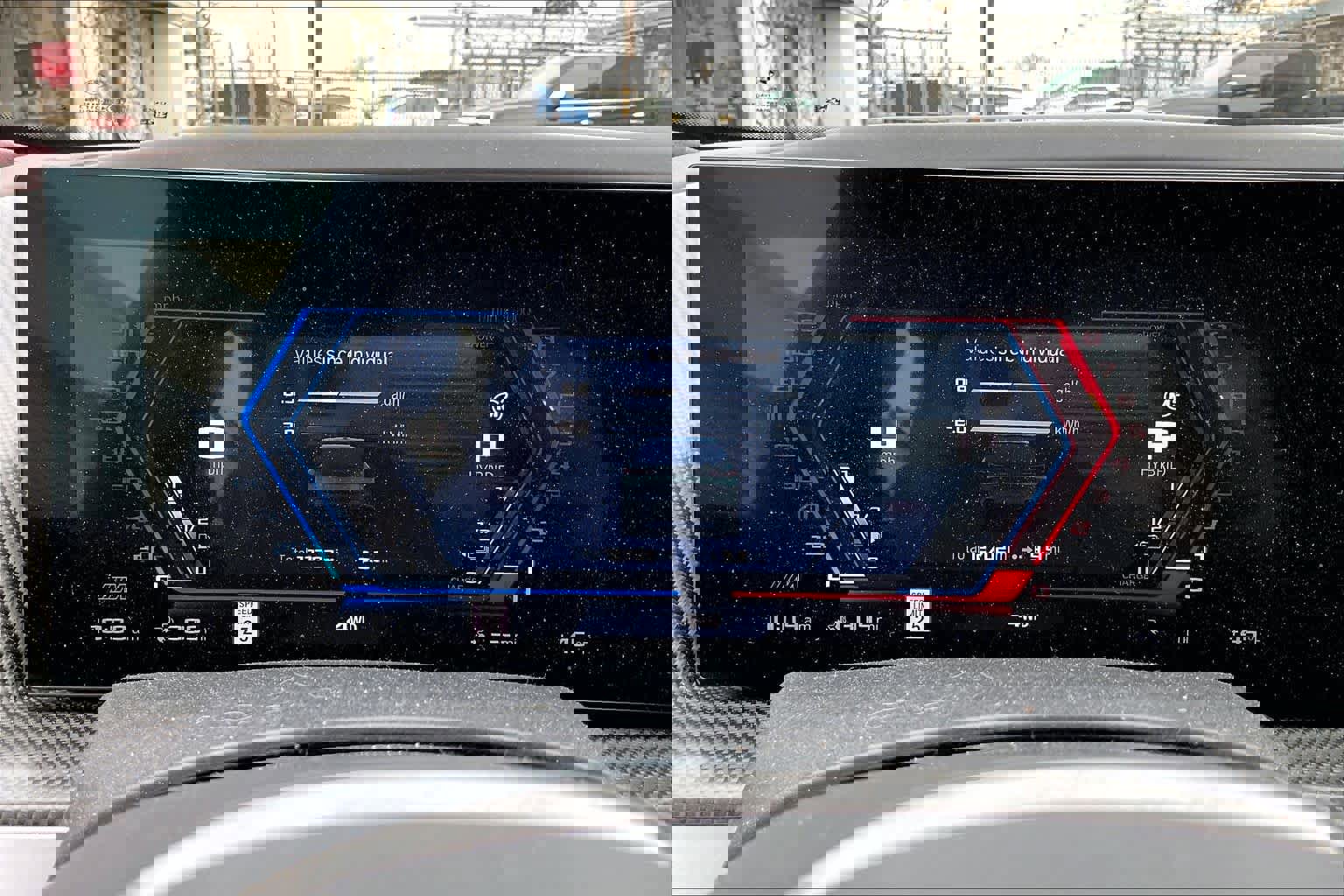 Used 2024 BMW XM w/ M Driver's Package image 22