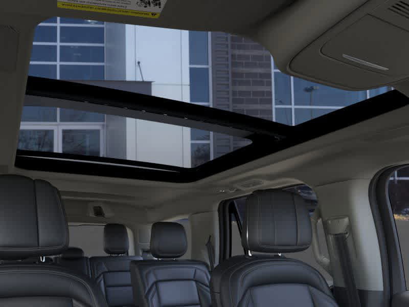 New 2025 Lincoln Navigator Reserve image 22