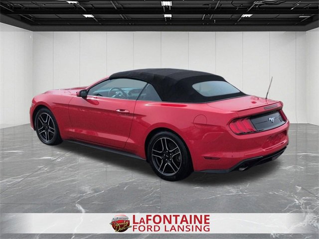 Used 2023 Ford Mustang Convertible image 3