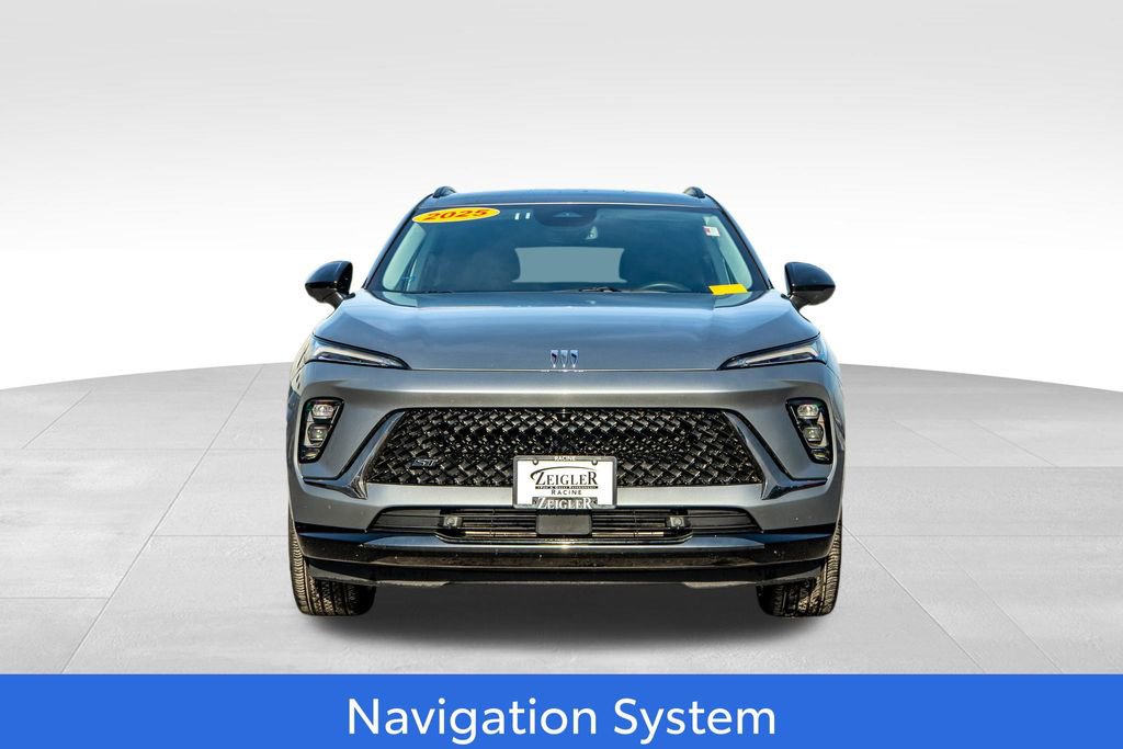 Used 2025 Buick Envision Sport Touring image 2