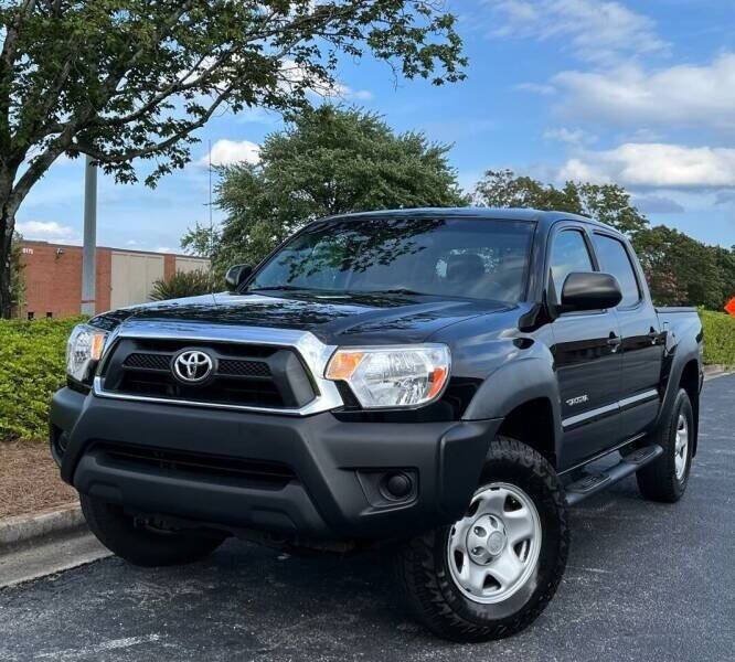 Used 2015 Toyota Tacoma PreRunner w/ Convenience Package RWD image 2
