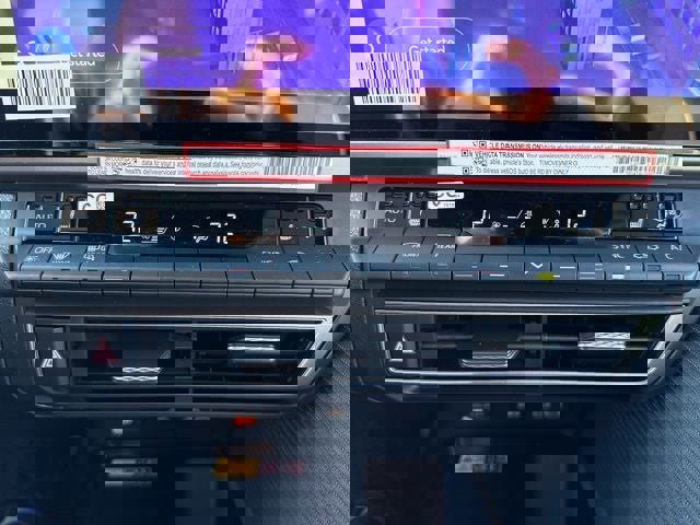 Used 2026 Toyota Camry SE w/ Multimedia Upgrade Package image 26