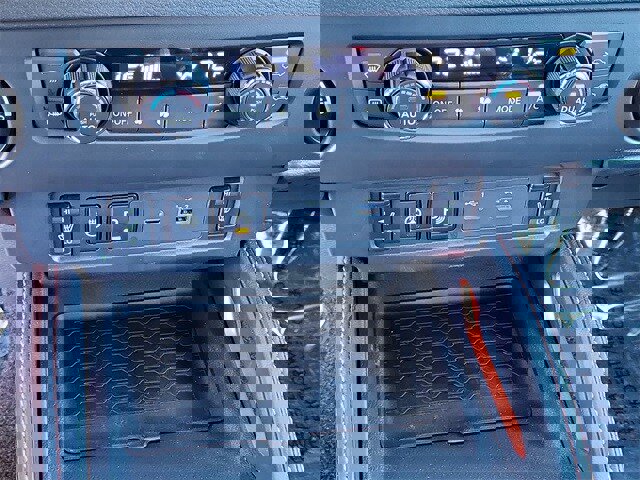 Certified 2025 Nissan Frontier PRO-4X w/ Pro Premium Package image 26