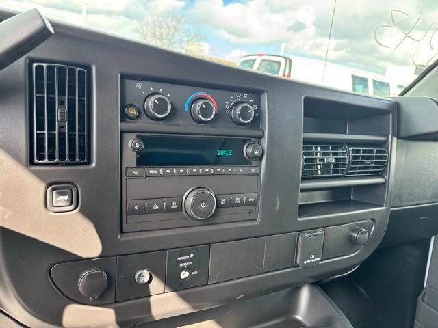 New 2026 GMC Savana 3500 w/ Driver Convenience Package RWD image 15